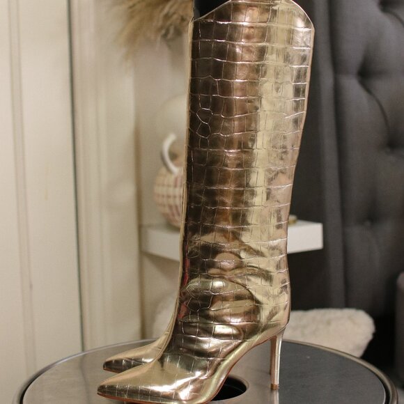 Schutz Maryana boot gold
